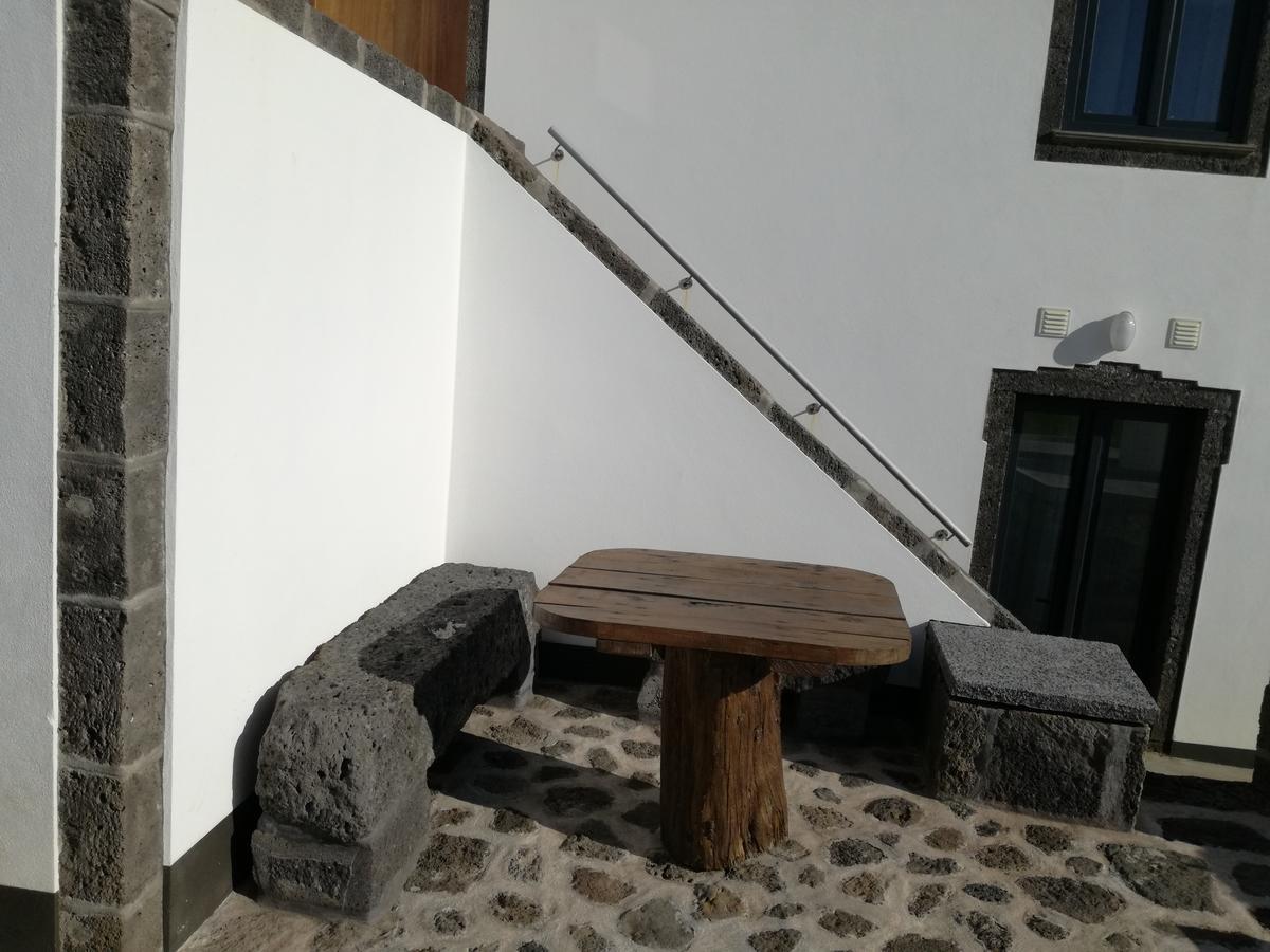 Gasthaus Casa Lagar De Pedra Santa Cruz da Graciosa Exterior foto
